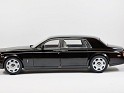 1:18 Kyosho Rolls-Royce Phantom Extended Wheelbase 2003 Black. Uploaded by Ricardo